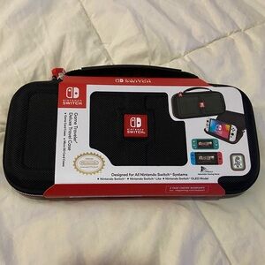 Nintendo Game Traveler’s Deluxe Travel Case